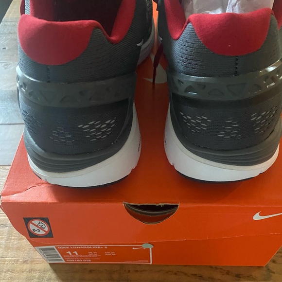 BNWT Nike Lunarglide + 5 Runner - Picture 3 of 4